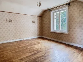 Vente MAISON DE CARACTERE AVEC DEPENDANCE PROCHE COMMERCES