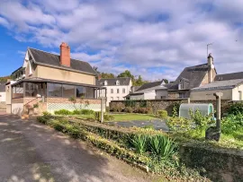 Vente MAISON DE CARACTERE AVEC DEPENDANCE PROCHE COMMERCES