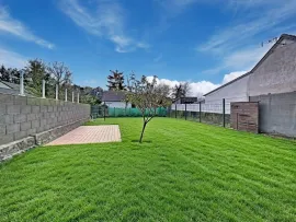 Vente Maison  2 chambres- jardin- double garage + un T2 loué en RDC : un achat malin en plein centre de CHÂTEAU-RENAULT