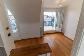 Vente STUDIO AVEC TERRASSE VUE TOUR EIFFEL