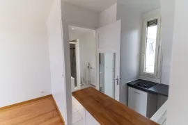Vente STUDIO AVEC TERRASSE VUE TOUR EIFFEL