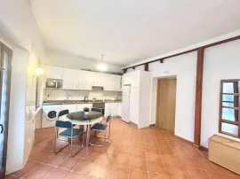 Location Calle del Mesón de Paredes, Madrid