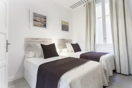 Location Calle de Santa Ana, Madrid