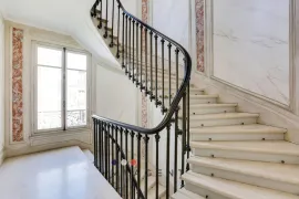 Vente PARIS XVI – Victor Hugo / Longchamp