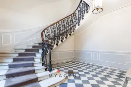 Vente Triangle d’or – Paris 8 Appartement 5/6 pièces
