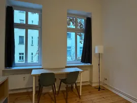 Location Naugarder Straße, Berlin