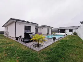 Location Maison meublé T4 130m² à Cambes