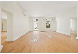 Location Location Bureaux Paris 75008