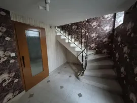 Vente Maison de ville -193 m² - 6 chambres - Vierzon