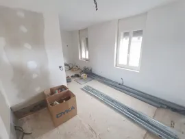 Vente Maison 3 chambres à finir de rénover