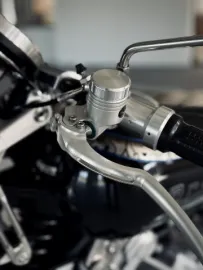 Voiture Voiture Cabriolet - Brough Superior Anniversary . - 74970€