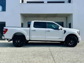 Utilitaire Utilitaire Pick-up - Ford F150 LIMITED SUPERCREW POWERBOOST HYBRIDE - 99970€