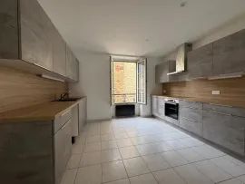 Location Appartement 4 pièces non meublé – Pont de Neuilly