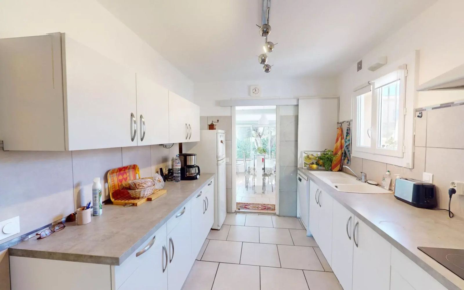 Villa déjà louée en bord de mer à Carqueiranne pour investissement Carqueiranne