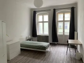 Colocation Hefnersteig, Berlin