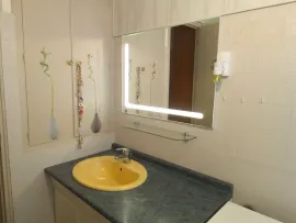 Location Studio meublé dans immeuble très calme