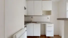 Location Appartement 3 pièces 51m2 Paris 18ieme