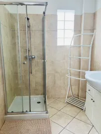 Colocation Chambre meublée à 2 pas de la plage