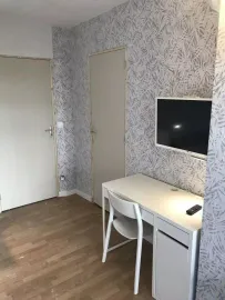 Location BEAU STUDIO MEUBLÉ COSY 20M² AVEC BALCON