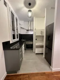 Charmant 2P traversant 36m² meublé et rénové Courbevoie