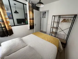Location Superbe studio meublé standing  25 m², CLIM, Wifi.