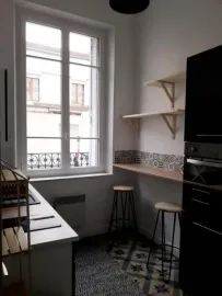 Location Appartement lumineux, salon orienté sud.