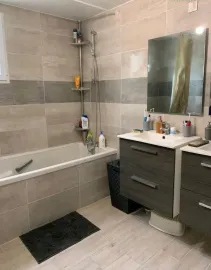 Location Grande maison à louer jusqu'à fin mai à Mérignac