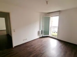 Location Beau 2P meublé 45m² avec balcon et parking