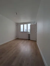 Beau 2P 40m² refait a neuf proche rue du commerce Paris 15e