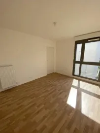 Location Charmant 2 pièces, résidence sécurisée