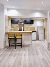 Location Appartement confortable, rénové, superbe vue