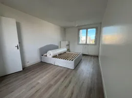 Location Beau T3 meublé 67m² idéal pour 2 colocs ou couple
