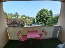 Beau T3 meublé 63m² rénové, calme et lumineux Marseille 12e