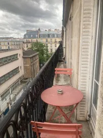 Location Location appartement deux pièces avec balcon Paris