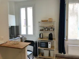 Location Beau T2 meublé 32m² Avignon intramuros