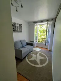 Location APPARTEMENT 3 PIÈCES LUMINEUX CANAL ST MARTIN