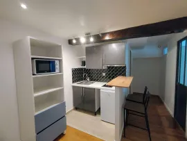 Location APPARTEMENT 3 PIÈCES LUMINEUX CANAL ST MARTIN