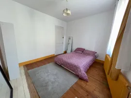 Vente Maison 2 chambres, bureau et cour