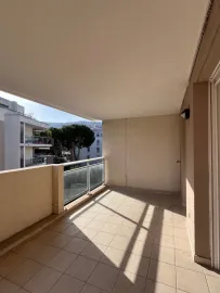 Vente Marseille Le Roy d'Espagne