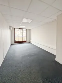 Location Location Bureaux Marseille 13006