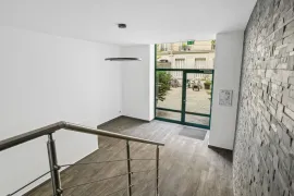 Location Location Bureaux Paris 75008