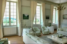 Vente GERS CHATEAU XVIIIème 70 HA LAC 2 HA
