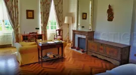 Vente GERS CHATEAU XVIIIème 70 HA LAC 2 HA