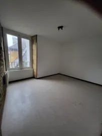 Location Appartement 5 Pièces Sarlat Centre