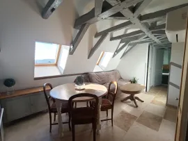 Location LE BUGUE : Appartement meublé T2