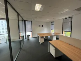 Location Location Bureaux Nantes 44300