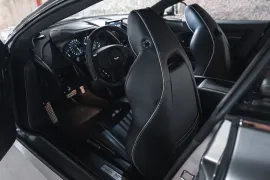 Voiture Aston Martin DB9 GT Bond Edition V12 6.0 548