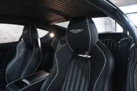 Voiture Aston Martin DB9 GT Bond Edition V12 6.0 548