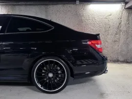 Voiture Mercedes Classe C (III) 63 AMG (C204)
