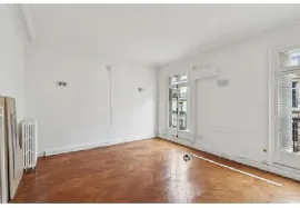 Location Location Bureaux Paris 75008